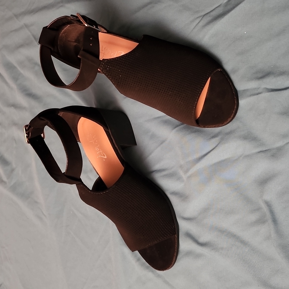 Girls Size 3 shoes